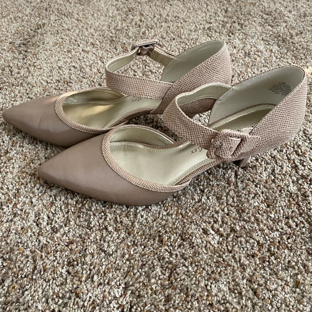 Anne Klein Faithful Heel Pump